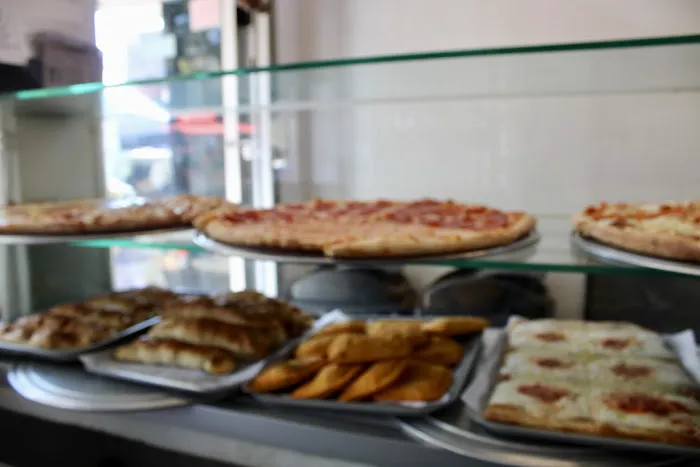 Charlie's Pizza Picture 4