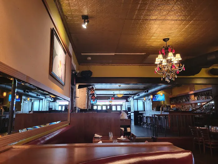 G Bar Picture 2