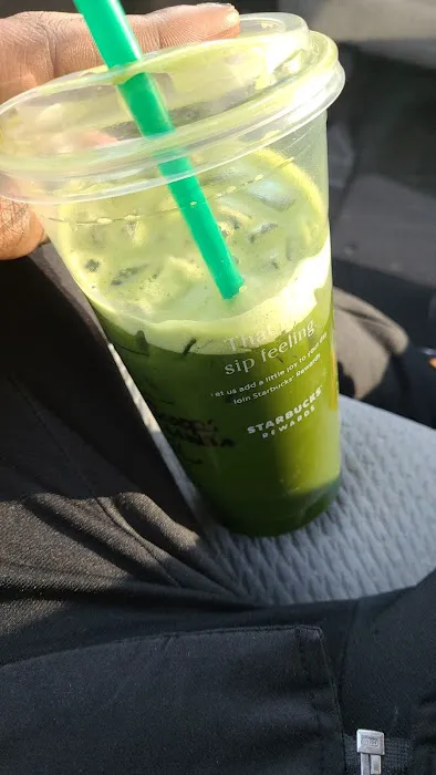 Starbucks Picture 7