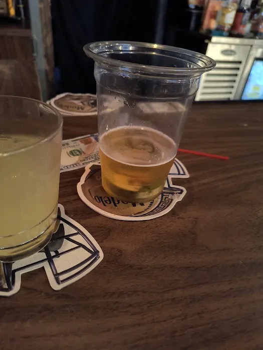 Glenroy Lunch & Tavern Inc Picture 8