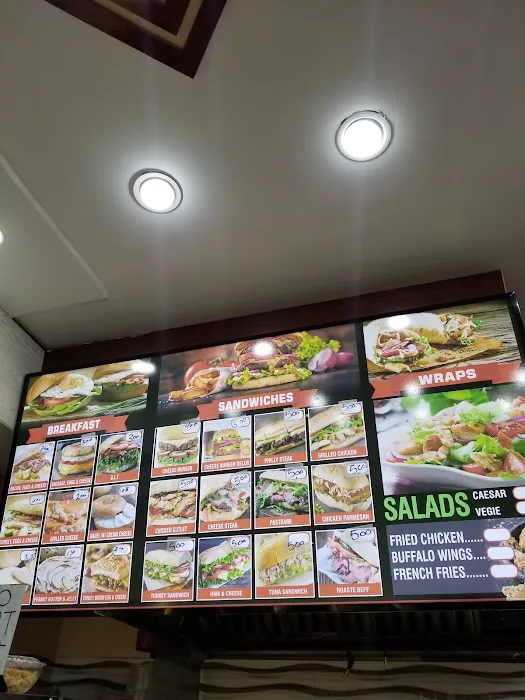 Walton Avenue Deli Picture 2