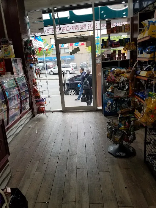 Walton Avenue Deli Picture 3