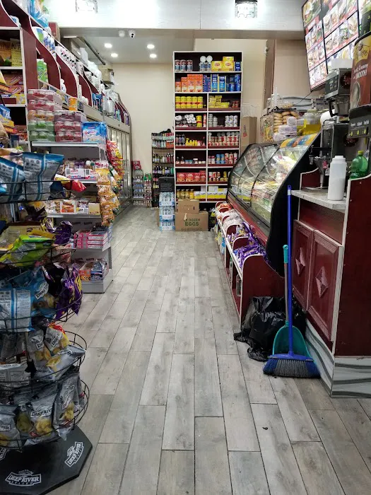 Walton Avenue Deli Picture 5