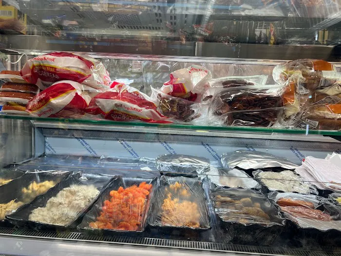 Munchies Deli & Grocery Picture 6