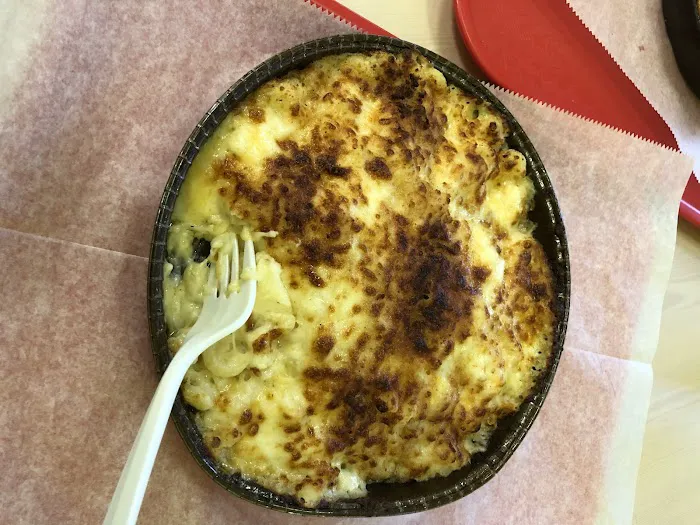 Landin Mac & Cheese Picture 3