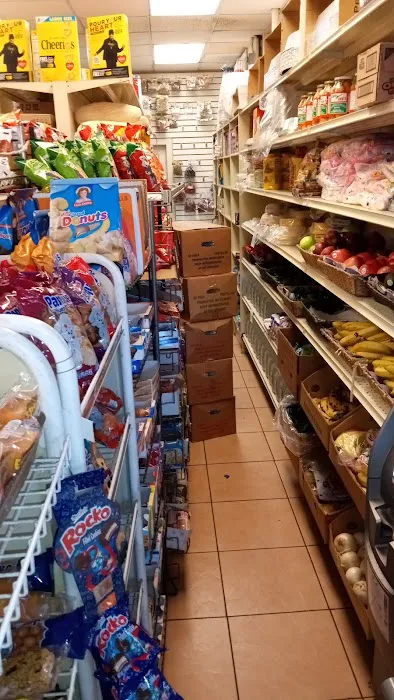 Vasquez Deli & Grocery Picture 7