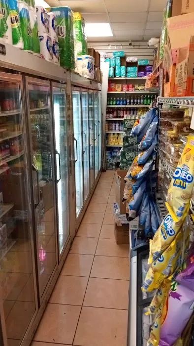 Vasquez Deli & Grocery Picture 2