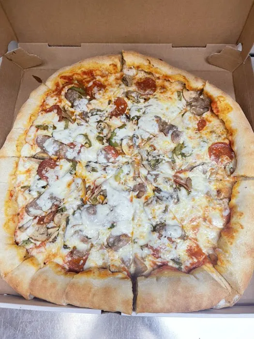Courtland Pizzeria Picture 10