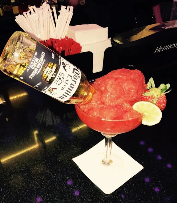 Krystal Bar & Lounge Picture 10