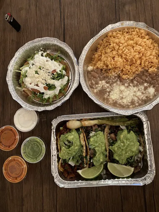 El Caminante Mexican Tacos Picture 7