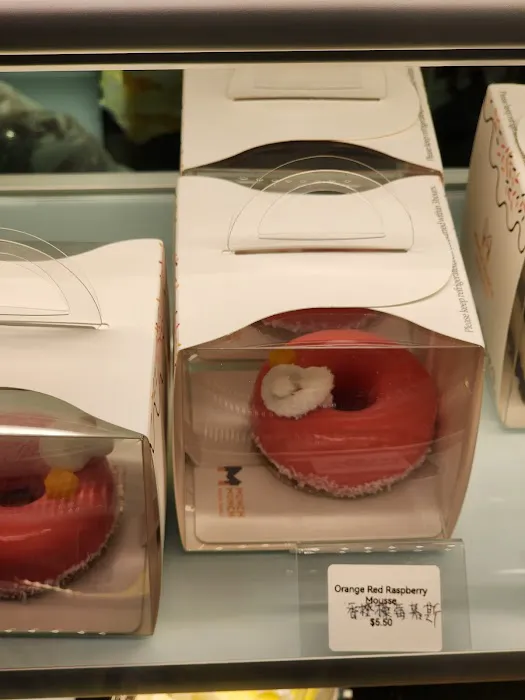 Rainbow Cakes & Donuts Picture 4