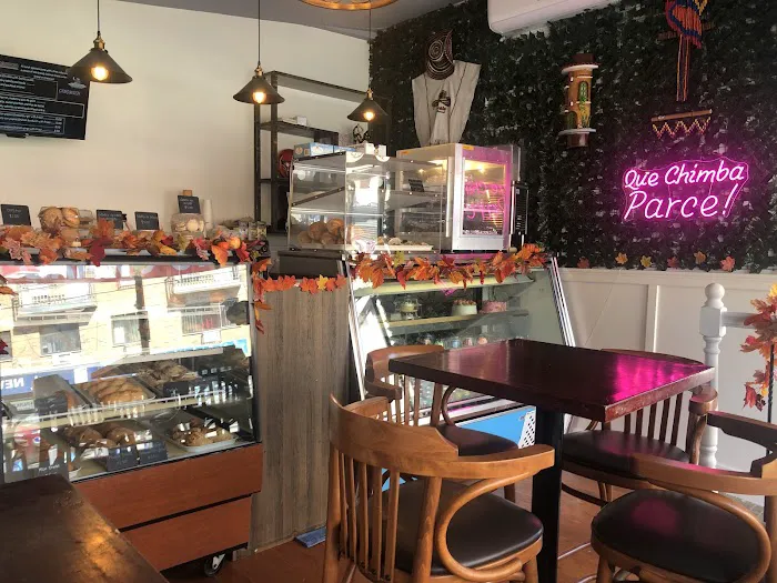 El Artesano Bakery Picture 6