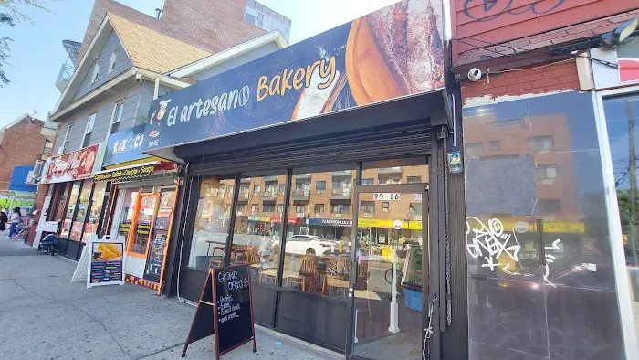 El Artesano Bakery Picture 4