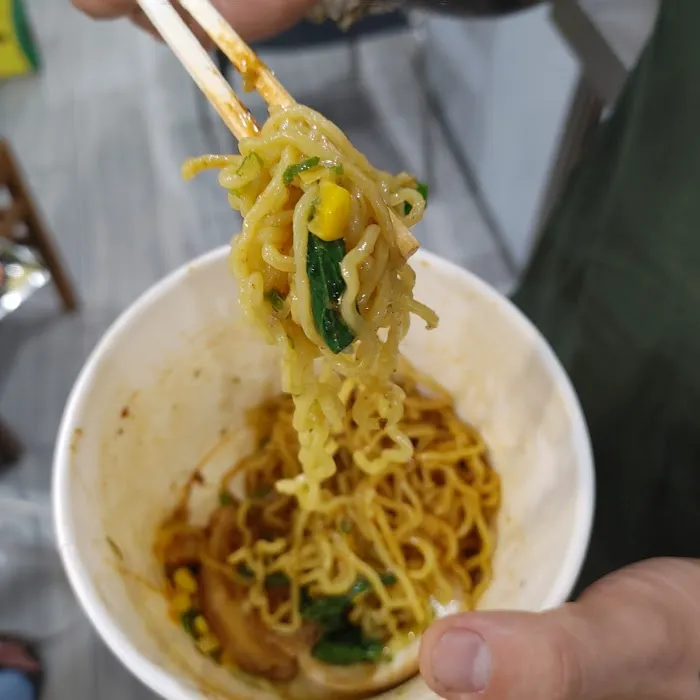 Golden Owls Sushi and Noodles Picture 6