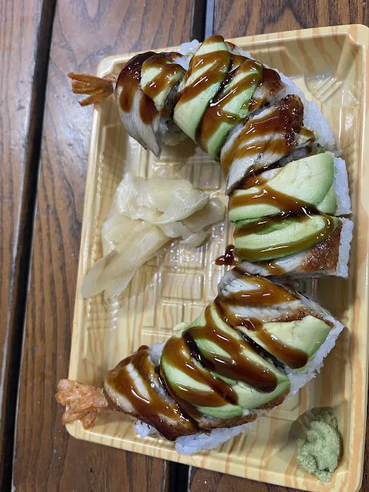 Golden Owls Sushi and Noodles Picture 2