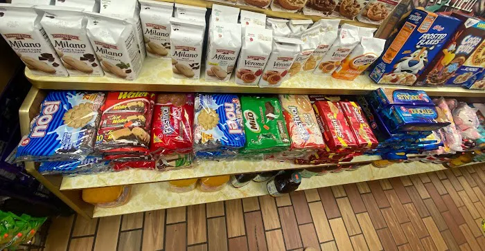 Lola's Grocery (Colombian products) Picture 7