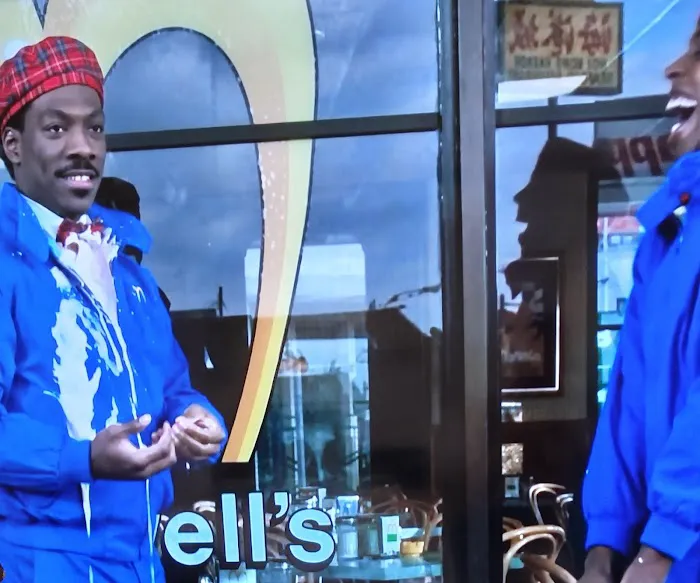 McDowell's Restaurant (Coming to America Movie) Picture 6