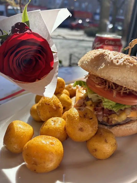Raices Colombianas Bakery and Restaurant Picture 6