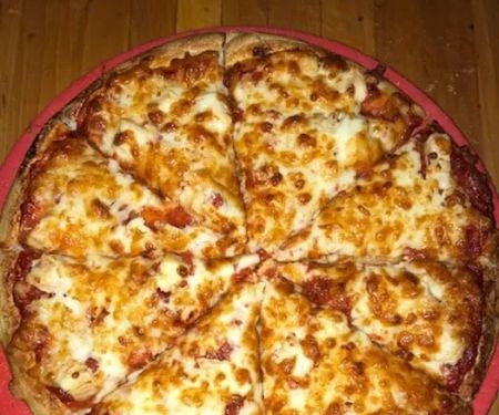 Singas Famous Pizza