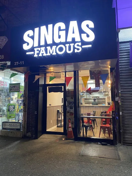 Singas Famous Pizza Picture 2