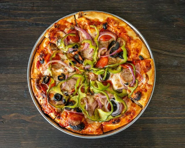 Singas Famous Pizza Picture 6