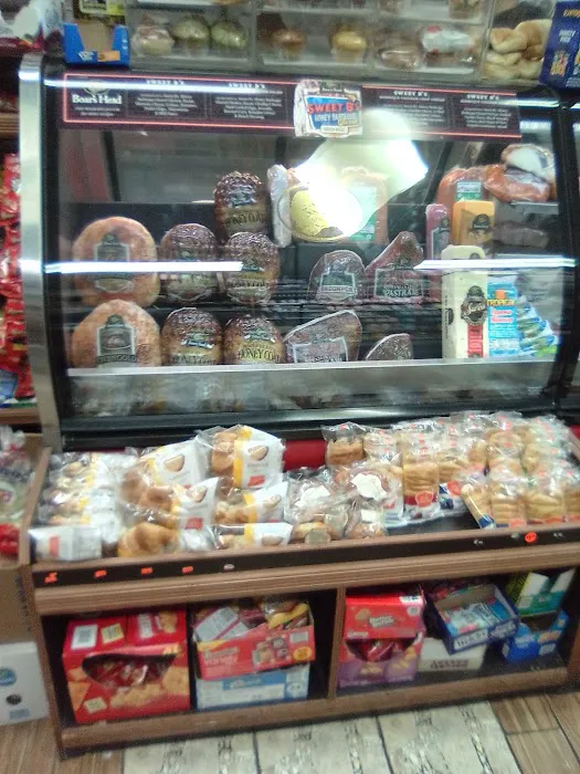 Northern Deli & Grocery Picture 10