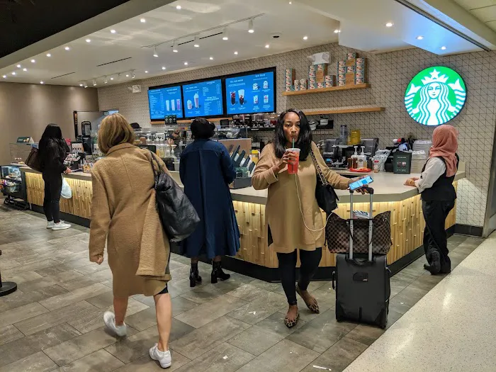 Starbucks Picture 2