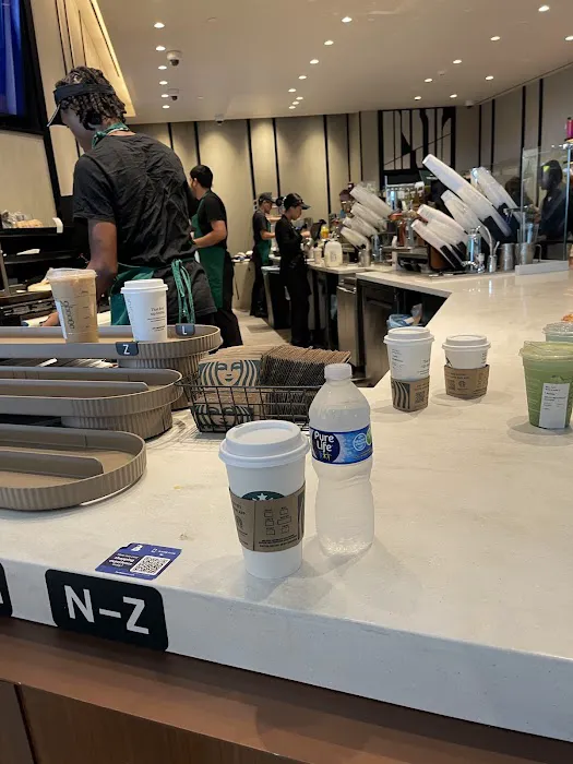Starbucks Picture 6