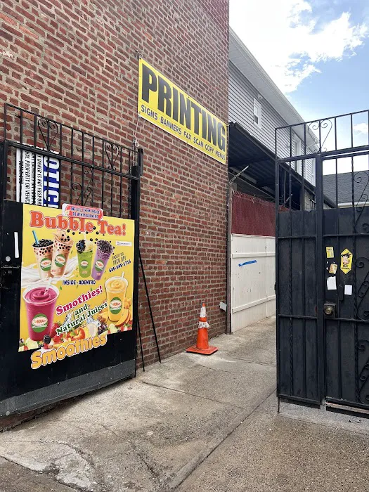 Krazy Carrot Juice Bar & Boba Tea Shop Picture 6