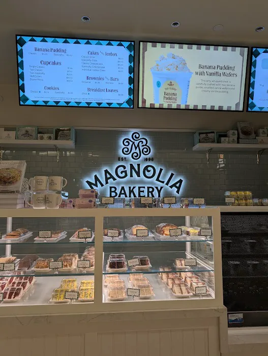 Magnolia Bakery – LaGuardia Airport: LGA Picture 2
