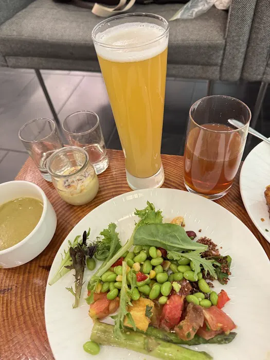American Express Centurion Lounge Picture 10