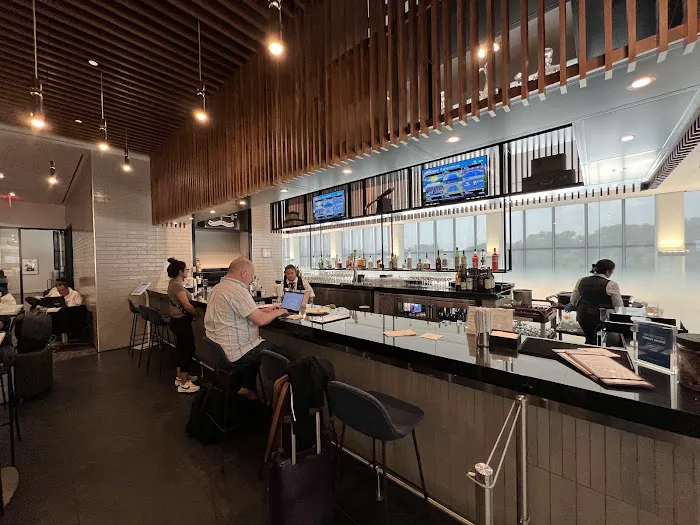 American Express Centurion Lounge Picture 4