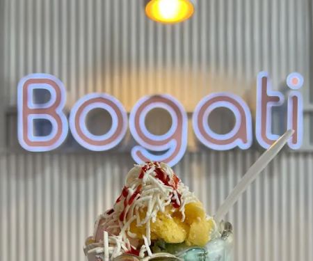 Bogati