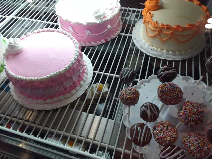Mama Leti's Cafe Picture 5
