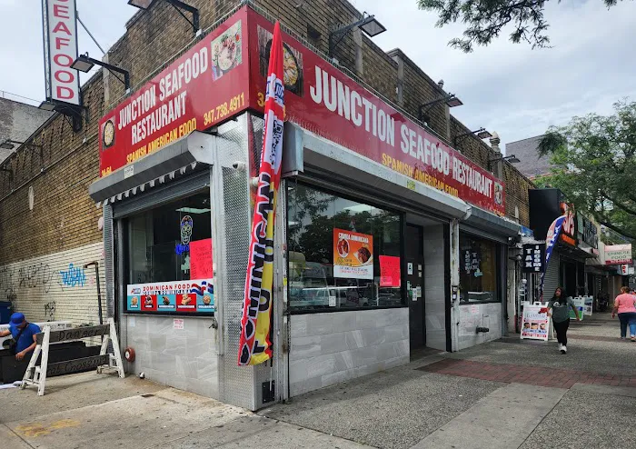 Junction Seafood Restaurant / Fast & Fresh Comida Típica Picture 10