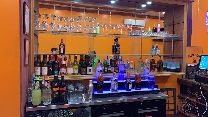 JFK Bar and Grill Picture 5