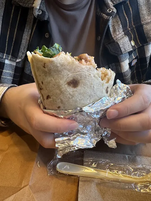 QDOBA Mexican Eats Picture 3