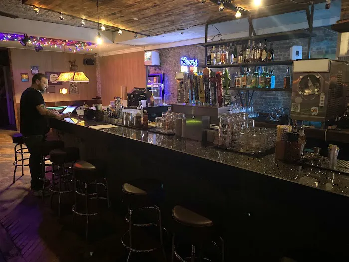 Merv’s Bar Picture 1