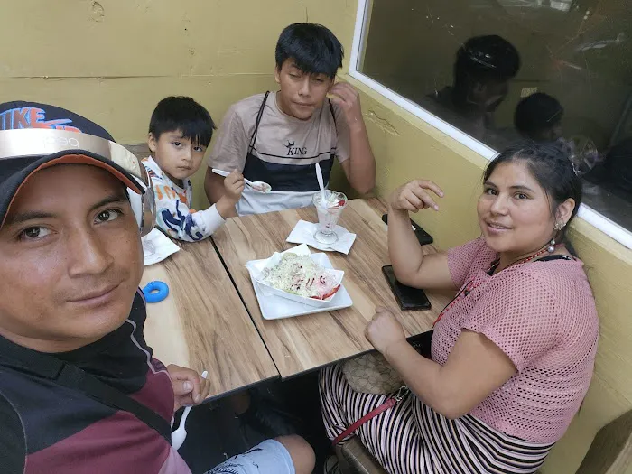 Maggy Coffee Shop Helados con Queso Picture 5