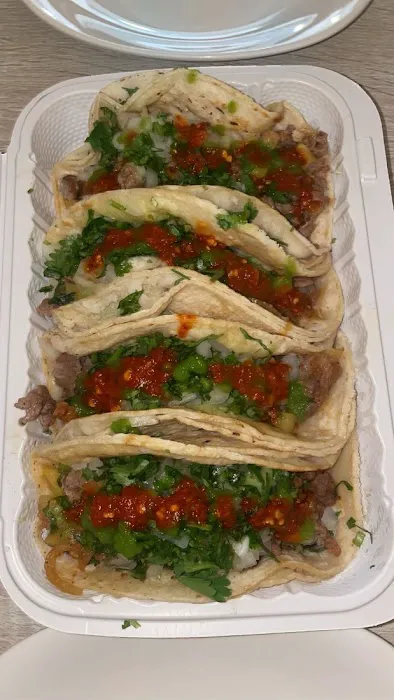 Tacos El Idolo Picture 3
