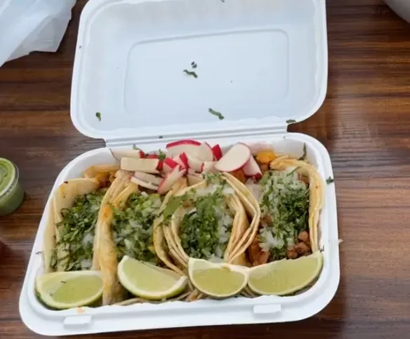 Tacos El Idolo Picture 10
