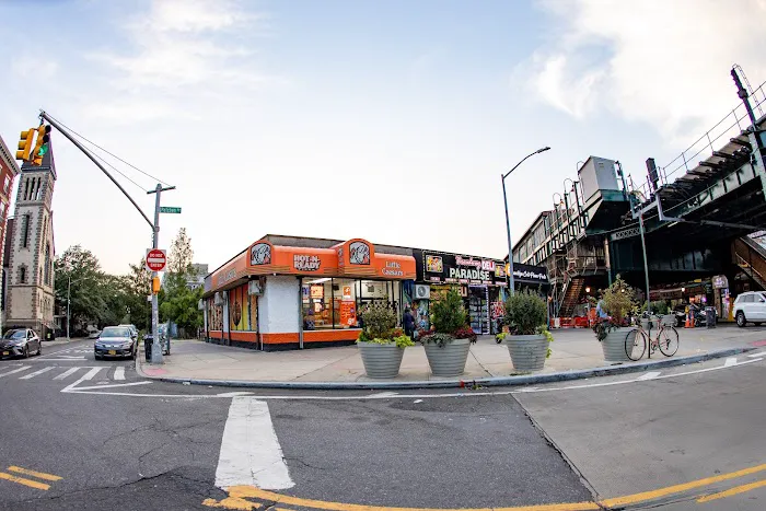 Little Caesars Pizza Picture 5