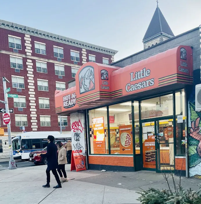 Little Caesars Pizza Picture 8
