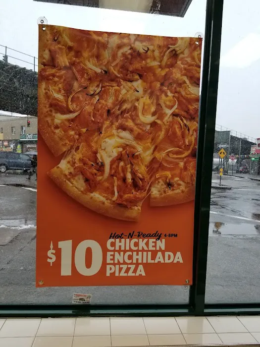 Little Caesars Pizza Picture 9