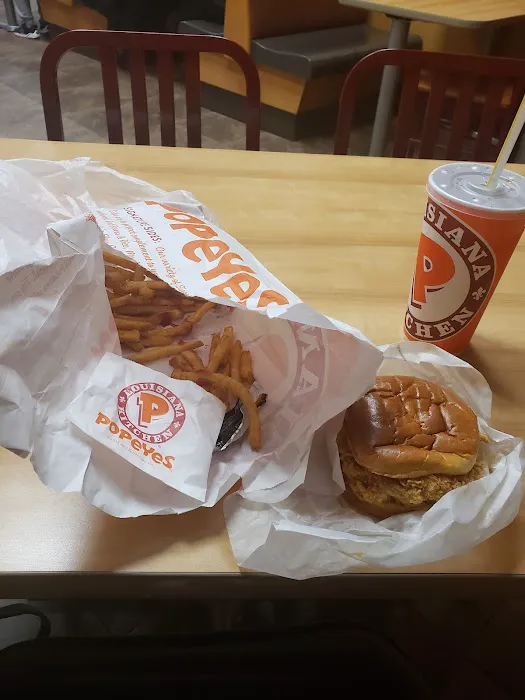 Popeyes Louisiana Kitchen Picture 10