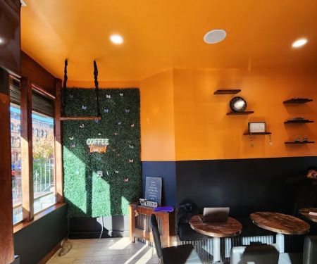 Ridgewood’s Cafe & Lounge