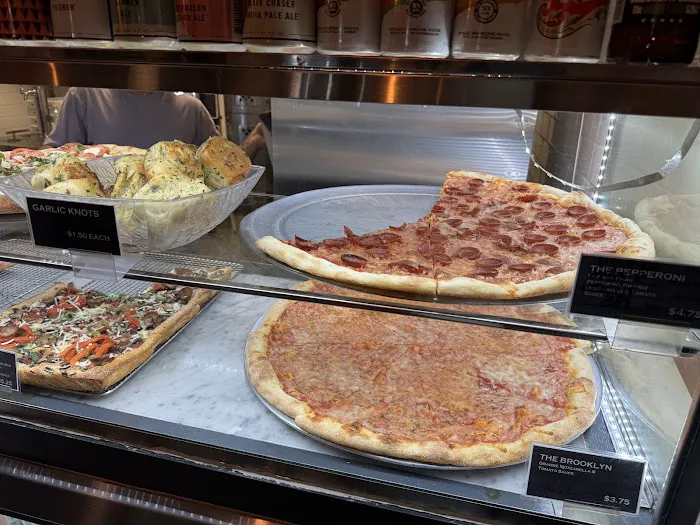 Williamsburg Pizza Bushwick Picture 3