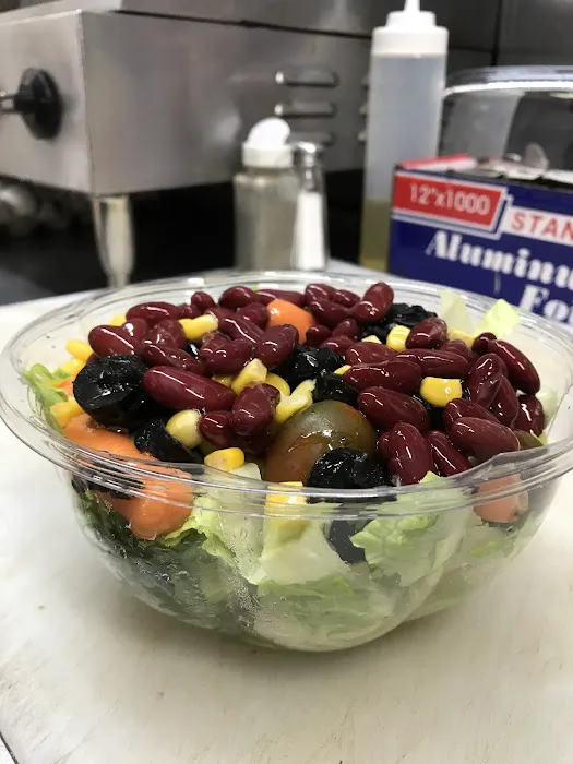 Hermanos Organic Deli Picture 6