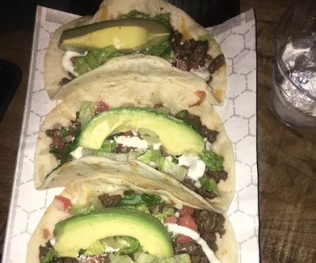 El Mekkah Bar & Grill