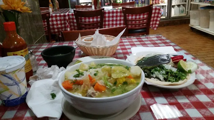 Cholula Deli & Grill Picture 2